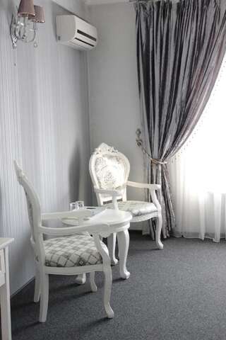 Мини-отель Otel Apartments Киев Двухместный номер Делюкс с 1 кроватью и душем-3